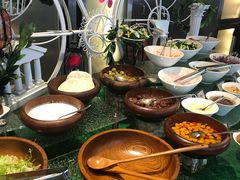 -圣丰索菲特·2 On 988 Café 自助餐厅