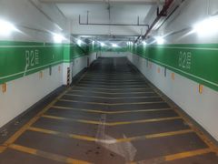 -阳光天地停车场(唐镇店)