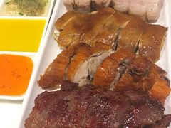 -新大咀港式茶餐厅(宝山万达店)