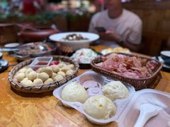 -老滇山寨•云南特色菜•地方菜•民族风情歌舞表演(金碧店)