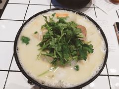 -肥汁米蘭香港米线(长宁来福士店)