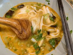 -百春原湖南牛肉粉(百联世纪店)