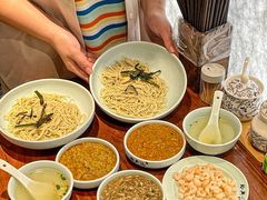 -裕兴记•蟹黄面馆(人民广场店)