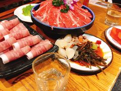 -佬土鹅肠火锅(中建大观店)