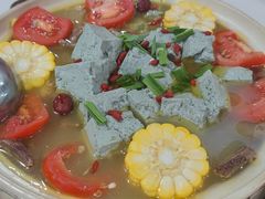 山药排骨牛肉养生汤-花水湾红太阳牛肉汤锅