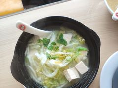 -闫家驴肉老店(华电一校店)