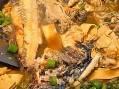 -江边城外烤全鱼(世茂广场店)