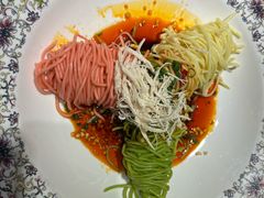 果蔬鸡丝凉面-王婆婆老妈蹄花·川菜馆(太古里一店)