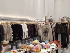 -广州壹马服装广场