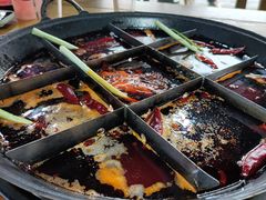 -正南齊北重庆老火锅(光华村直营店)