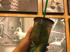 -星巴克臻选(宁波世纪东方广场店)