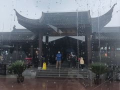 -慈城服务区-停车场