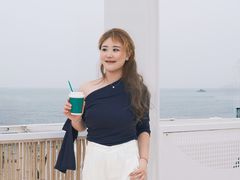 -北戴河碧螺塔海上酒吧公园