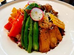 鸡肉大虾鲜蔬波奇碗-西堤牛排(龙德广场店)