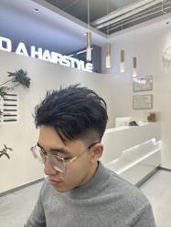 -DO A HAIRSTYLE