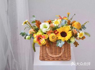 拿上便当，去溪边，去田野，去山里，去没有人的地方