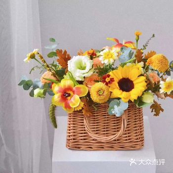 拿上便当,去溪边,去田野,去山里,去没有人的地方