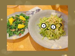 芒果羽衣甘蓝坚果色拉-Wagas沃歌斯(太古汇店)