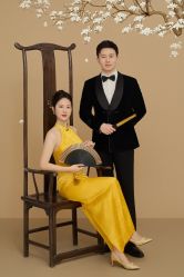 -雪中彩影婚纱摄影·微光艺术中心