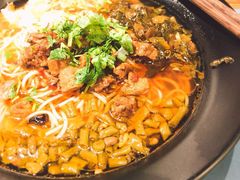 -八月美食小馆(银泰城总店)