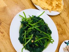 蒜泥地瓜叶-文昌鸡饭店110号(中山路店)