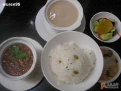 卤肉饭套餐-鹿港小镇(霄云店)