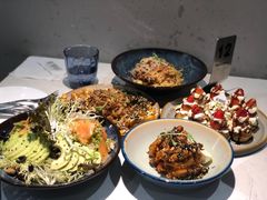 草莓忌廉华夫饼-BE BRIGHT KITCHEN(正佳广场店)