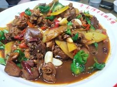 -鲁南仔·滕州炒鸡(经三路店)