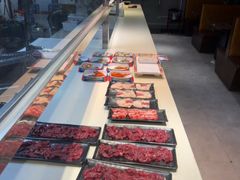 -牛里牛气· 榴莲海鲜鲜牛肉自助火锅·烤肉(横岗店)
