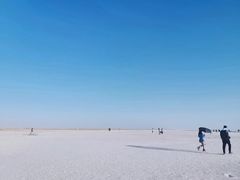 -东台吉乃尔湖