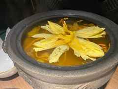 映水芙蓉鸡汤-辛香汇·现炒川菜(淮海路百盛店)