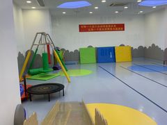 -金色雨林感统学能培训中心(武广校区)