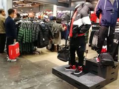 -NIKE上海青浦优选体验店