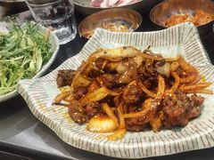 -臻牛烤肉