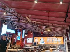 -钢管厂五区小郡肝串串香(蜀都万达店)