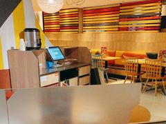 -菲滋意式餐厅(银泰百货金华江南店)