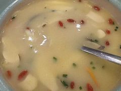 -绿杨春·淮扬宴(庐山路店)