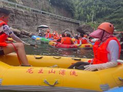-安吉龙王山峡谷漂流