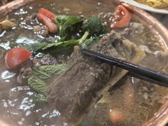 -银同牦牛肉火锅