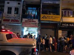 -Bánh Mì Huynh Hoa
