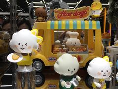 -泡泡玛特POPMART(侨福芳草地店)