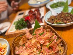 -老滇山寨•云南特色菜•地方菜•民族风情歌舞表演(金碧店)