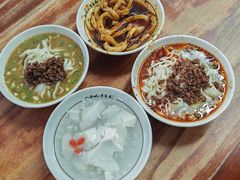 -小谭豆花(西大街店)