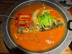 家烧鱼头-青年公社烤鸭(青年路店)