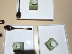 -余欢领鲜火锅(新街口店)