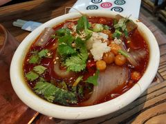 -成都你六姐·牛肉冒菜(上海环宇荟店)