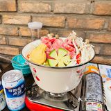 魔都探店 | 打卡圣诞节氛围感的韩国料理店！[胜利]