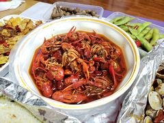 -扒虾小妹儿麻辣海鲜(宏图街店)