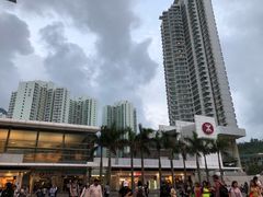 -东荟城名店仓