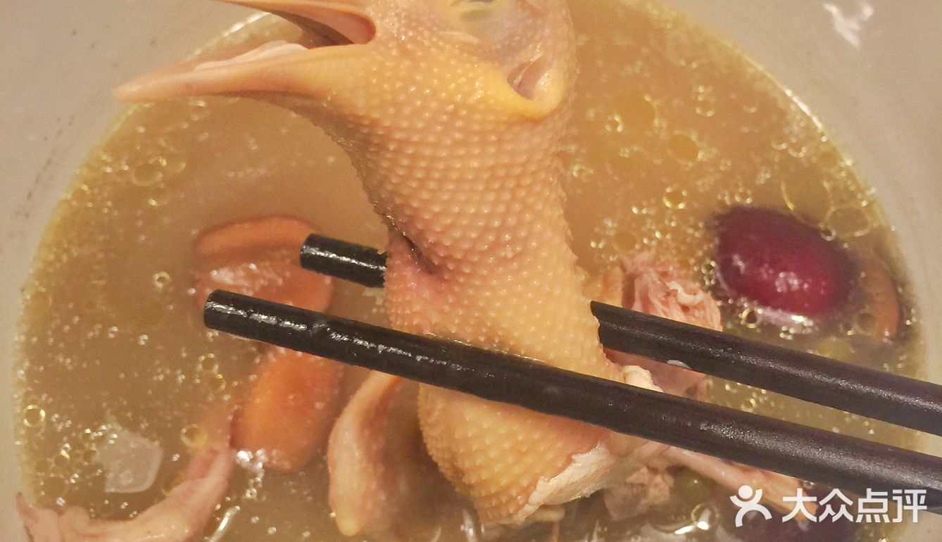 春夏秋冬祛痘神汤——绿豆炖乳鸽